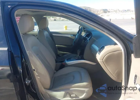 2012 Audi A4 2.0T Premium z USA, uszkodzony, nr VIN WAUAFAFL1CN013886